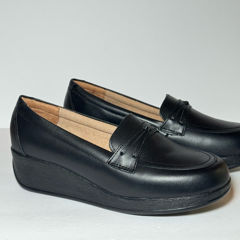 Black Women's Platform Loafers - Classic Comfort